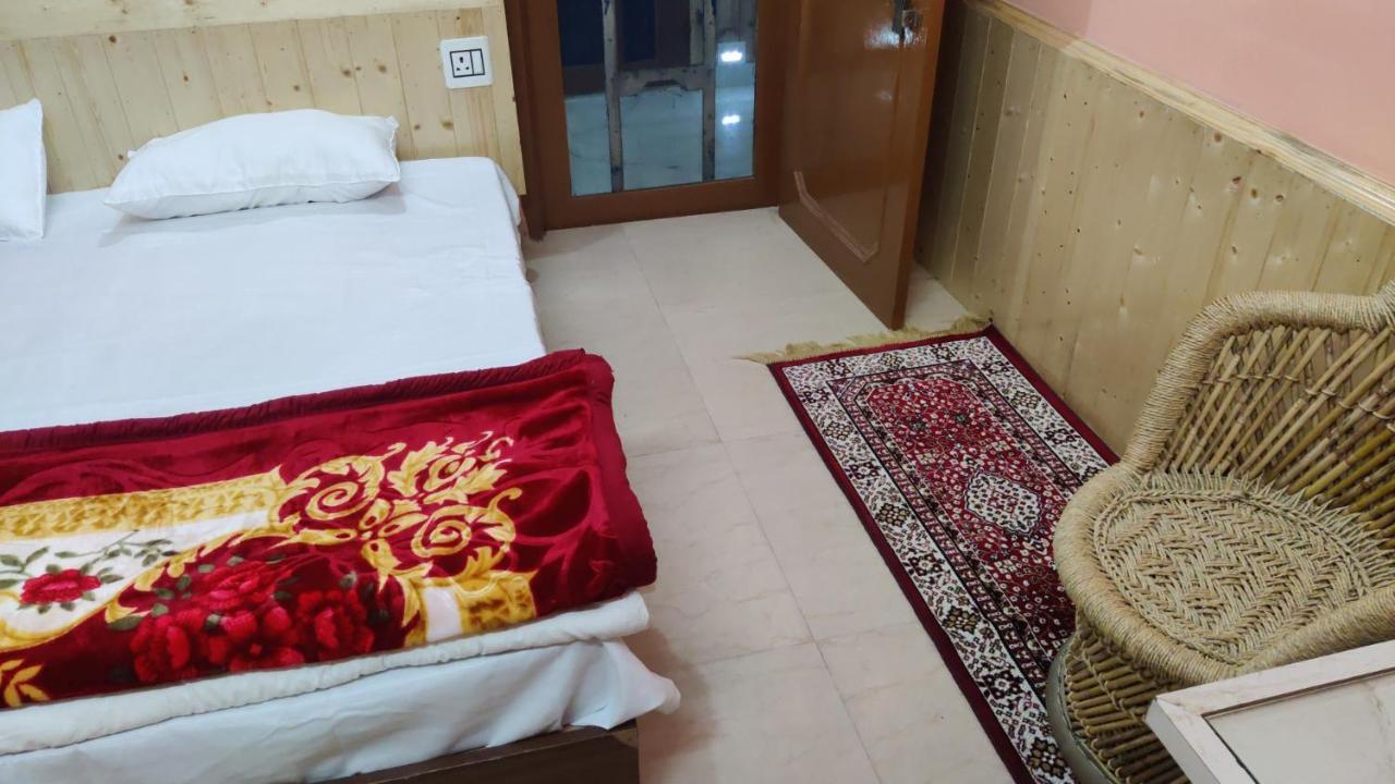 Crimson Inn B&B Rampur  Bagian luar foto