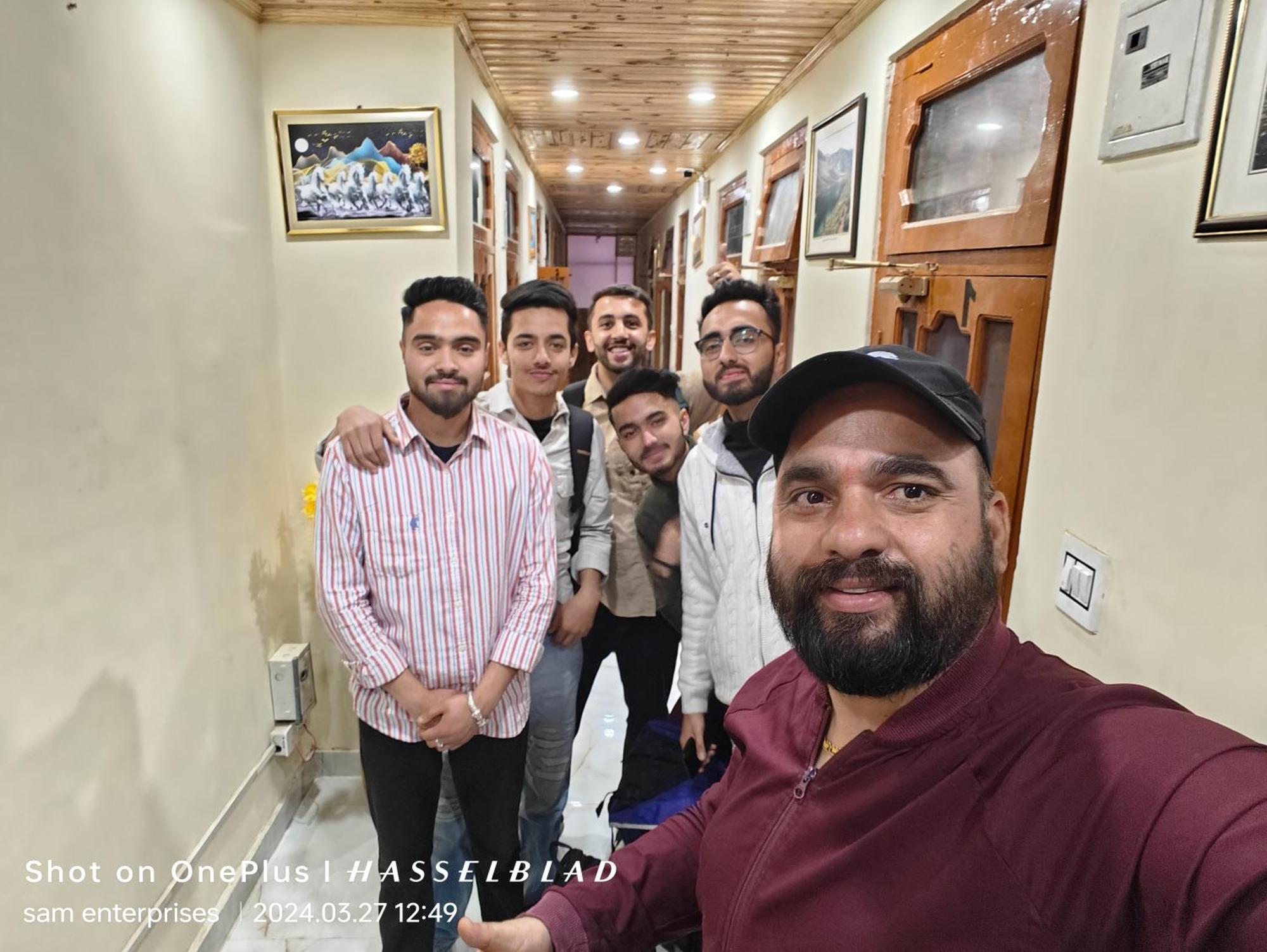 Crimson Inn B&B Rampur  Bagian luar foto